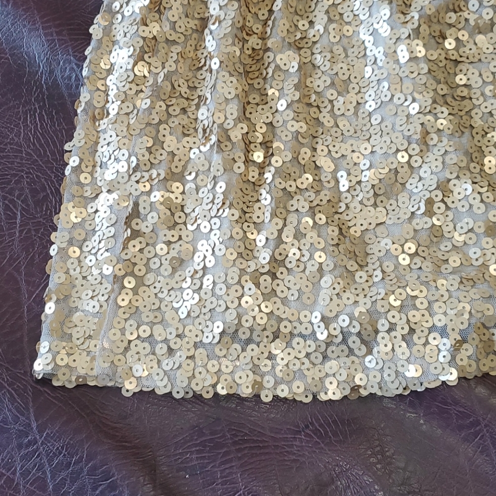 Gold sequin mini skirt - Picture 6 of 10